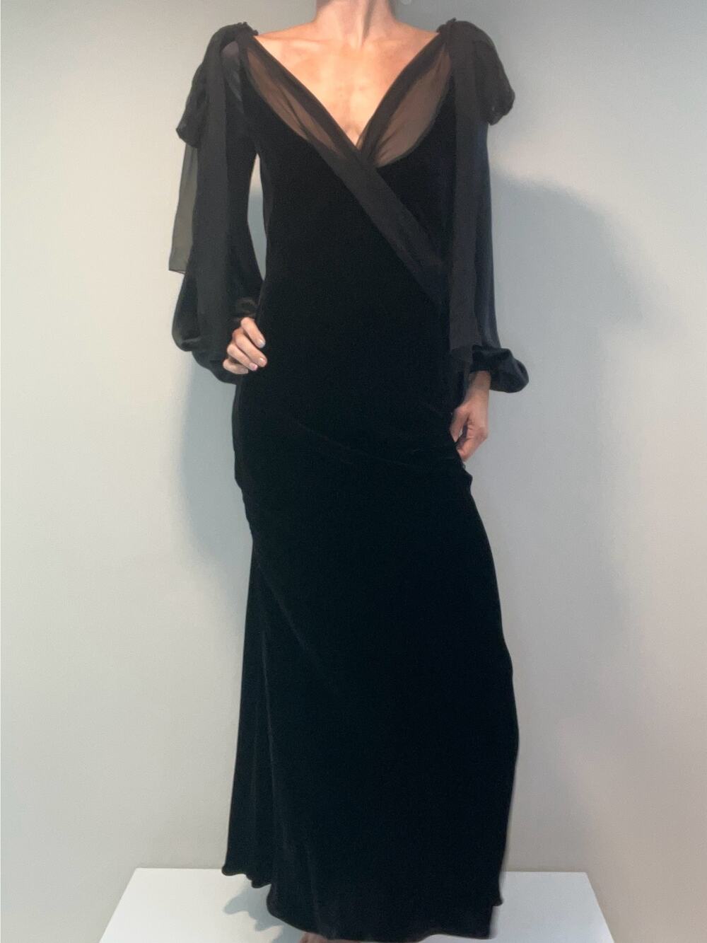 NWT Alberta Ferretti Chenille Black Tie Long Sleeve Gala Dress Sz 4